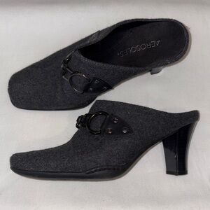 AEROSOLES Charcoal Felt Slip-On Mule Heels with Ring Accent
